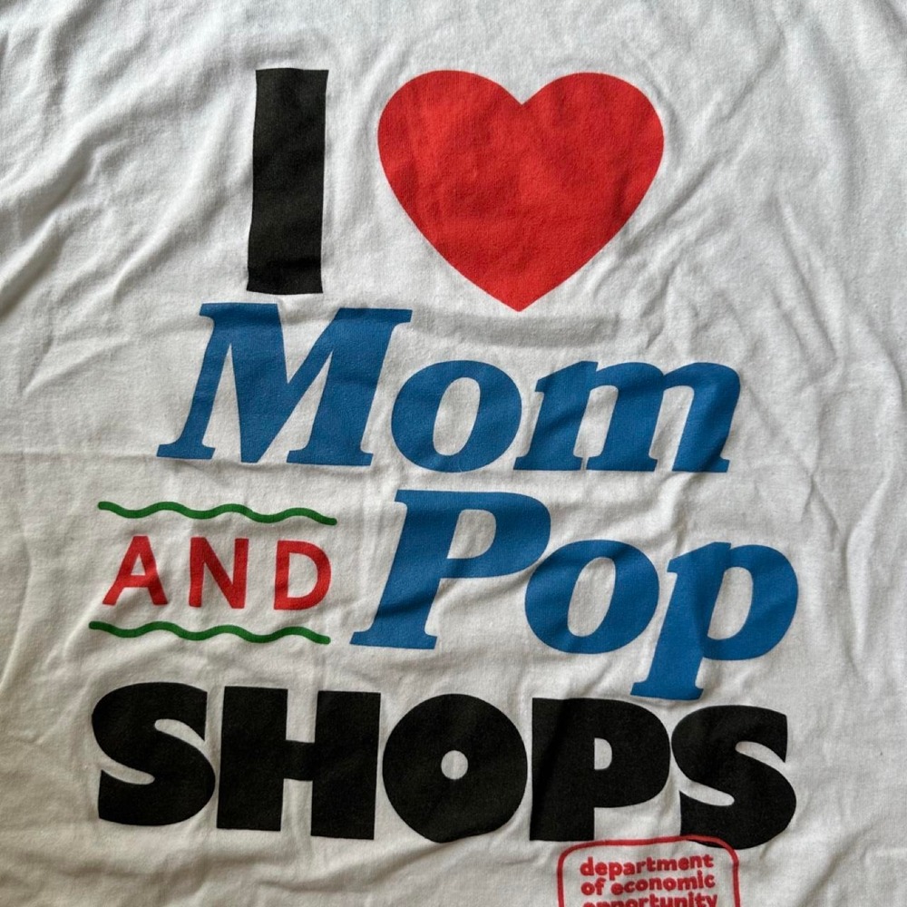 Vintage 90s Los Angeles County "I Love Mom and Pop Shops" graphic ringer tee - Picture 2 of 7